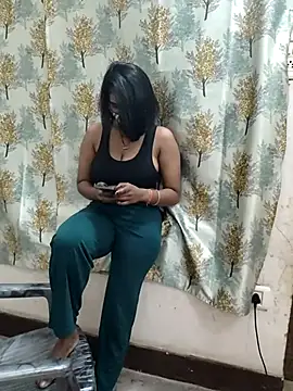 Rinki hoty online show from November 2025 09:52:01 AM