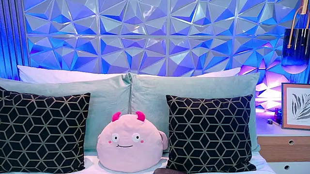 AdelineJhones online show from April 2026 10:26:01 PM