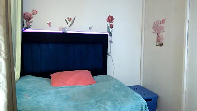 BRYXS1 online show from January 2026 08:23:01 PM