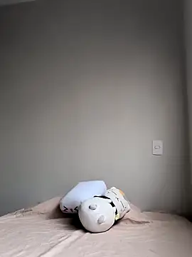 Meiii27 online show from February 2026 04:06:02 PM