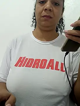 Snapshot of Bruninhadeusa chatting on April 2026 02:17:02 PM Bruninhadeusa online show from April 2026 02:17:02 PM