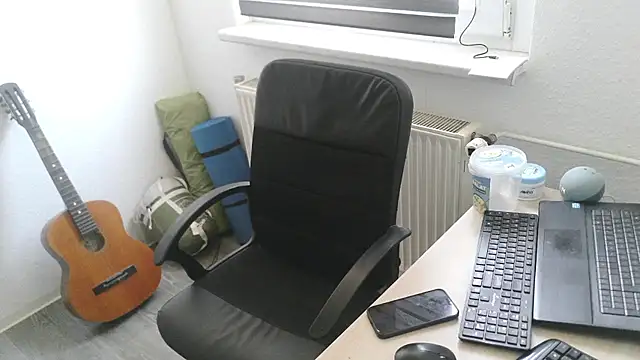 Snapshot of StephPra94 chatting on June 2026 09:15:01 AM StephPra94 online show from June 2026 09:15:01 AM