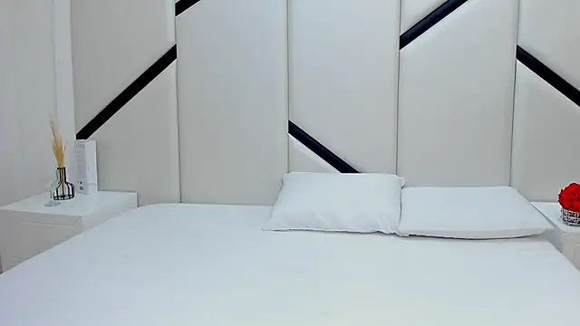 MirandaTurbay online show from November 2025 02:21:01 AM