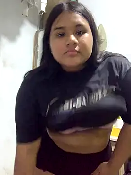 Roooou18 online show from October 2025 03:50:02 AM