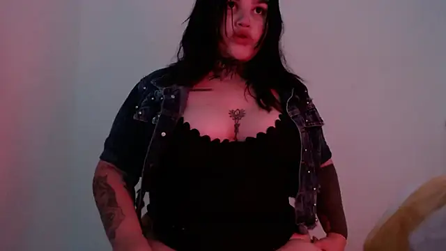 Snapshot of abby-hiltton chatting on November 2025 07:29:02 AM abby-hiltton online show from November 2025 07:29:02 AM