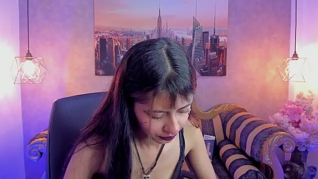 Noa clk online show from October 2025 03:31:01 AM