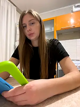 Elina1 online show from November 2025 06:52:02 PM