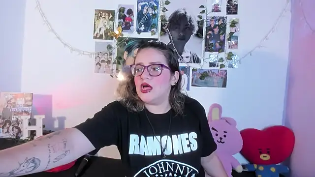 Rose Hellen online show from November 2025 05:51:01 AM