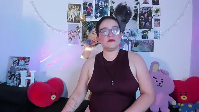 Rose Hellen online show from November 2025 05:07:01 AM