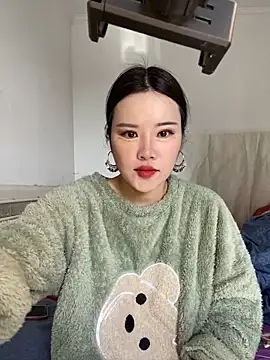 yoyou666 online show from November 2025 02:54:01 AM