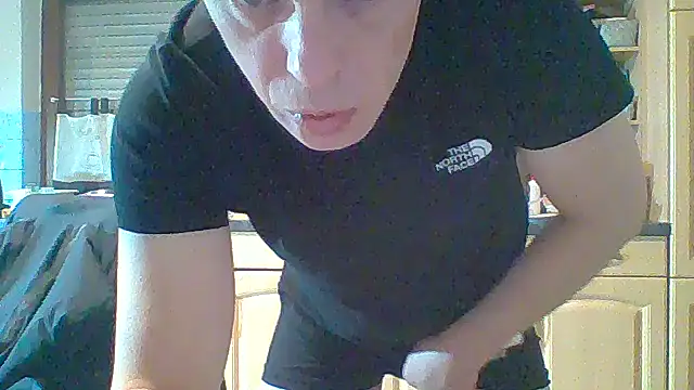 tommy3300 online show from November 2025 04:56:01 AM