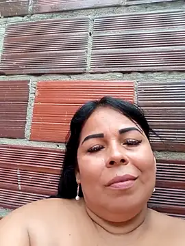 Snapshot of mother2-divorced chatting on April 2026 07:58:02 PM mother2-divorced online show from April 2026 07:58:02 PM