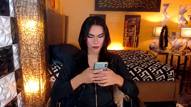 ElegantKellyUncutTS online show from November 2025 09:21:01 AM