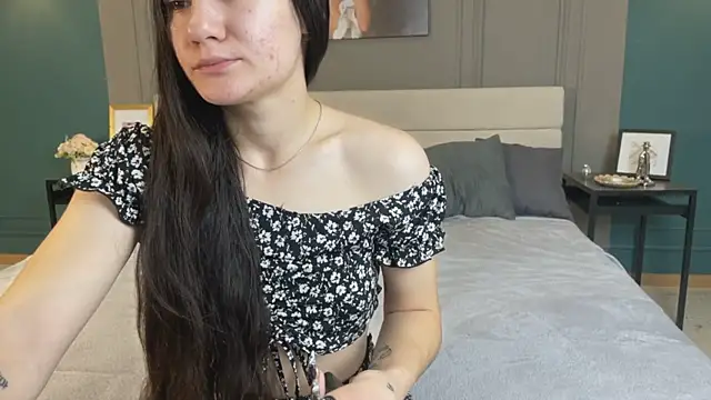 Snapshot of Adele_Shy chatting on November 2025 01:11:01 AM Adele Shy online show from November 2025 01:11:01 AM