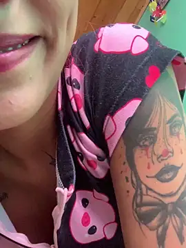 Emilyy-18 online show from October 2025 05:26:02 PM