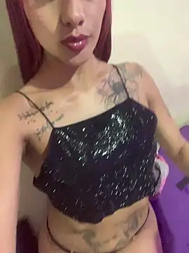 Emilyy-18 online show from November 2025 07:46:01 PM