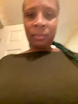 CreammieDelite online show from October 2025 05:20:02 AM