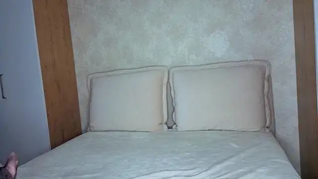 Snapshot of MissNatali_ chatting on November 2025 12:30:01 AM MissNatali online show from November 2025 12:30:01 AM