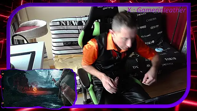 Gamerinleather online show from November 2025 10:56:02 AM