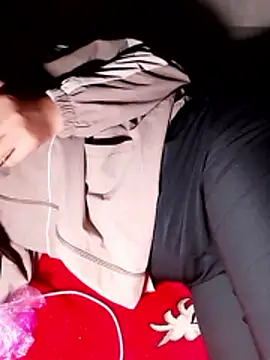 Fucksquirt2k online show from November 2025 03:56:02 PM