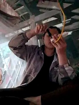 Fucksquirt2k online show from November 2025 12:55:01 PM