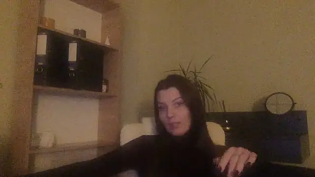 DollyRoma online show from November 2025 03:24:02 PM