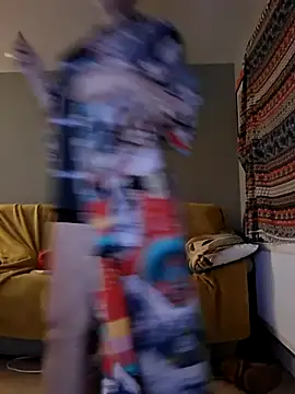 Raven Fantastic online show from October 2025 02:57:02 AM