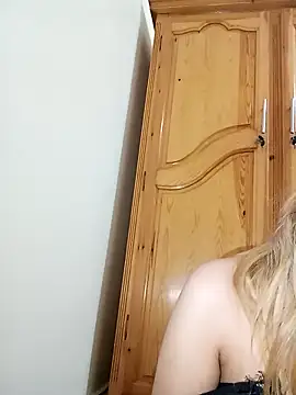 indilasixeey online show from November 2025 04:55:01 AM