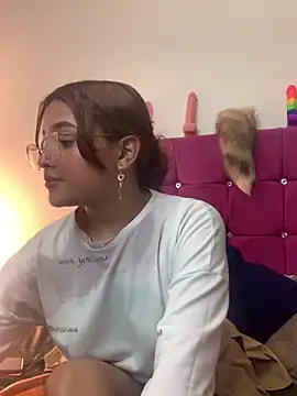 ladulceale online show from November 2025 02:01:01 PM