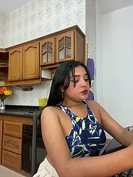 ladulceale online show from November 2025 08:08:02 PM