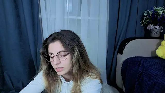 Snapshot of CasandraMickell chatting on October 2025 08:14:02 PM CasandraMickell online show from October 2025 08:14:02 PM