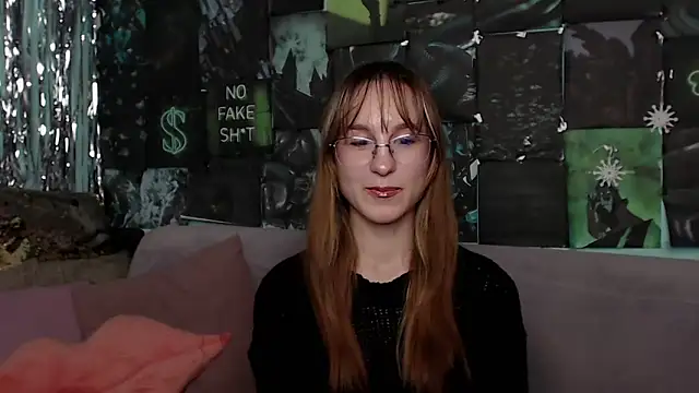 AlishaKellyi online show from October 2025 05:37:02 AM