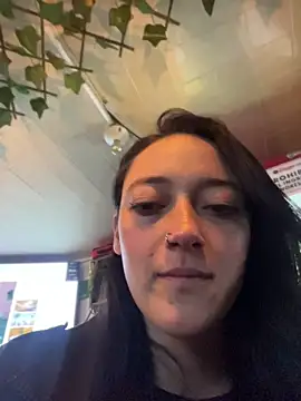 Lia  white online show from November 2025 10:54:02 PM