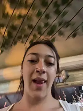 Lia  white online show from November 2025 10:36:02 PM