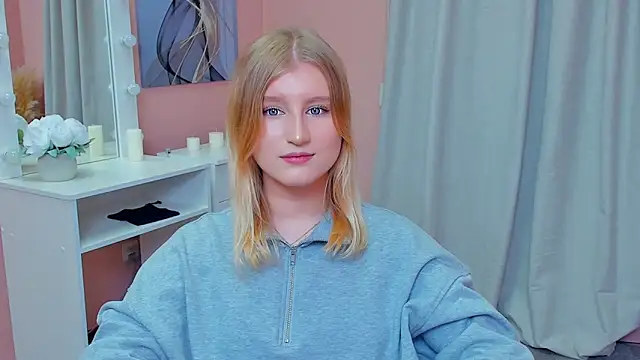 LisaRais online show from October 2025 11:53:02 AM