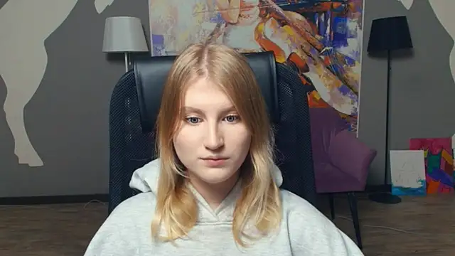 LisaRais online show from November 2025 09:06:01 PM