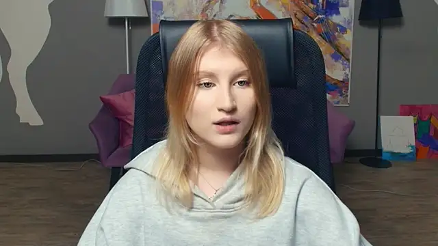 LisaRais online show from November 2025 09:07:01 PM