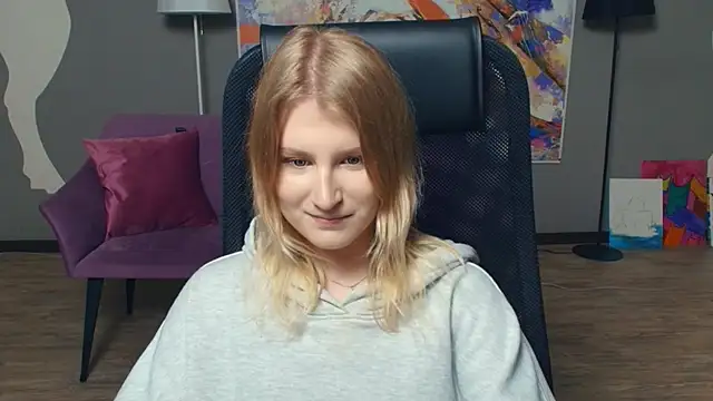 LisaRais online show from November 2025 08:24:02 PM