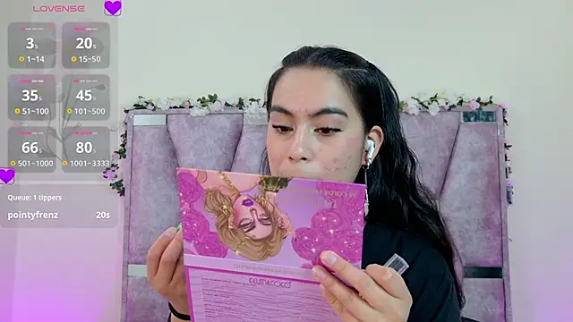 Iris mandarinne online show from November 2025 05:01:02 PM