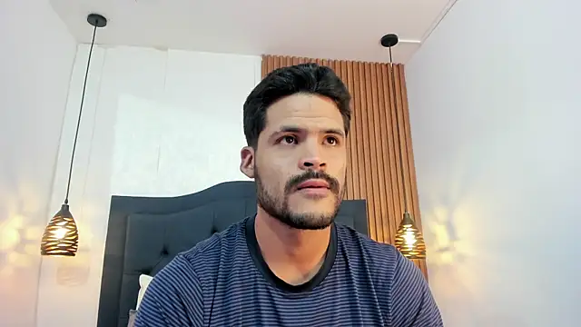 Hamilton 0 online show from November 2025 12:55:01 PM