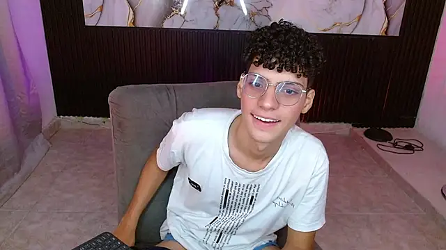 dan sweetboy online show from November 2025 12:33:01 AM