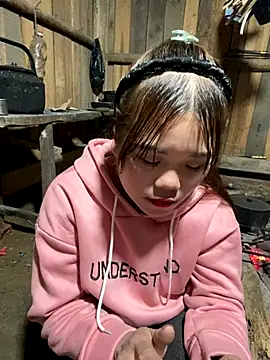 nachi-baby online show from November 2025 01:37:02 PM