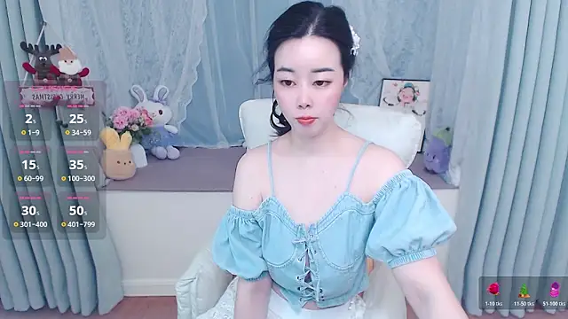 Snapshot of Xiaodie-baby chatting on June 2026 02:40:01 AM Xiaodie-baby online show from June 2026 02:40:01 AM
