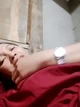 TRIEUTRIEU20 online show from December 2025 12:43:02 PM