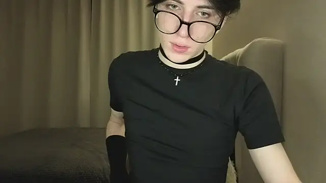 Oliver star boy  online show from February 2026 05:28:01 PM