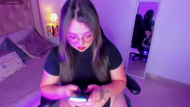 Myla mayfield online show from November 2025 11:53:02 AM