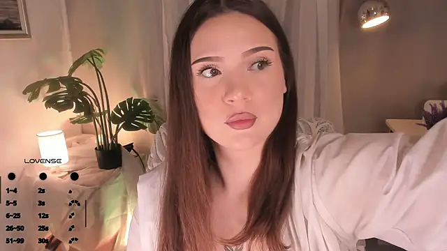 AustinClowerd online show from November 2025 07:19:01 AM