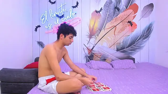 huntboyss online show from November 2025 04:34:02 AM