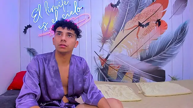 huntboyss online show from December 2025 04:39:01 AM