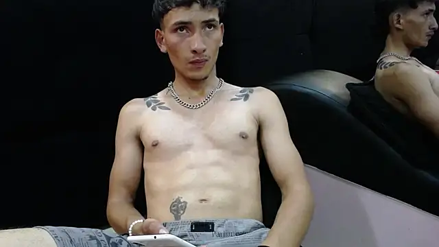 SavageLover  online show from November 2025 03:38:01 AM